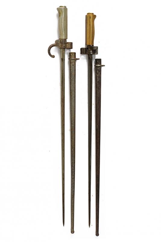 Lotto di due baionette Mod. 1886 Lebel