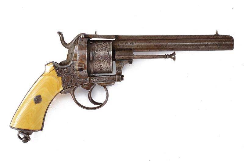Bel revolver a spillo