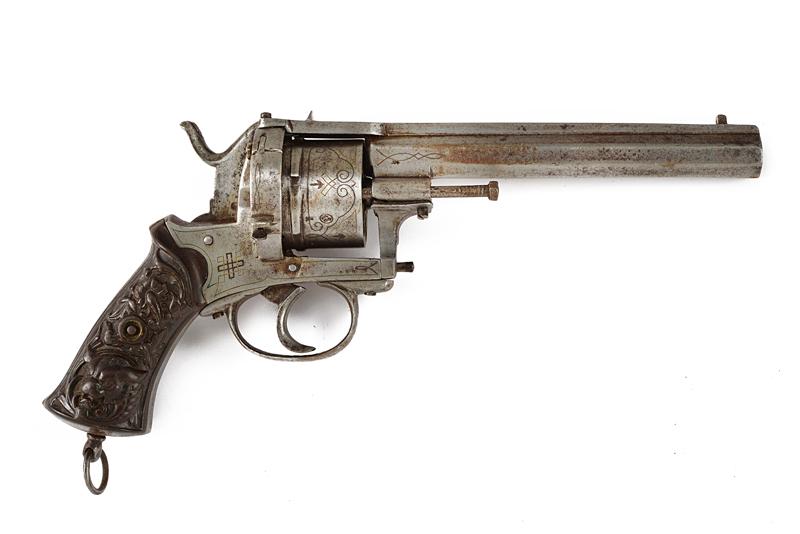 Revolver a spillo