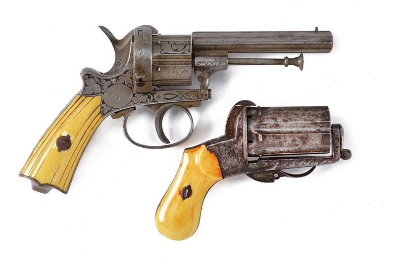 Lotto di due revolver a spillo