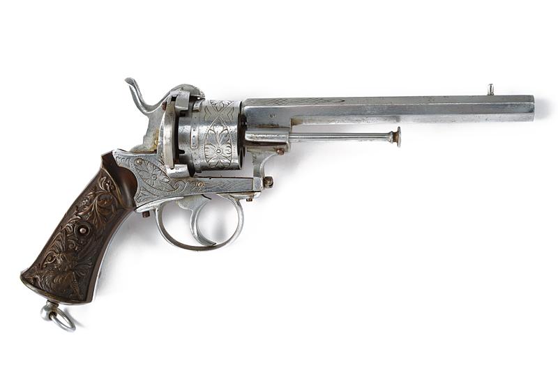 Revolver a spillo