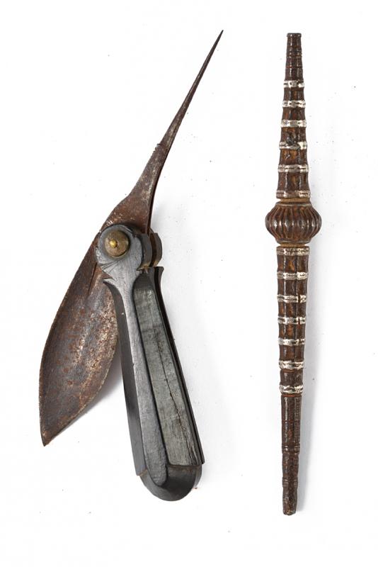 Stylus e coltello per decorare foglie di palma