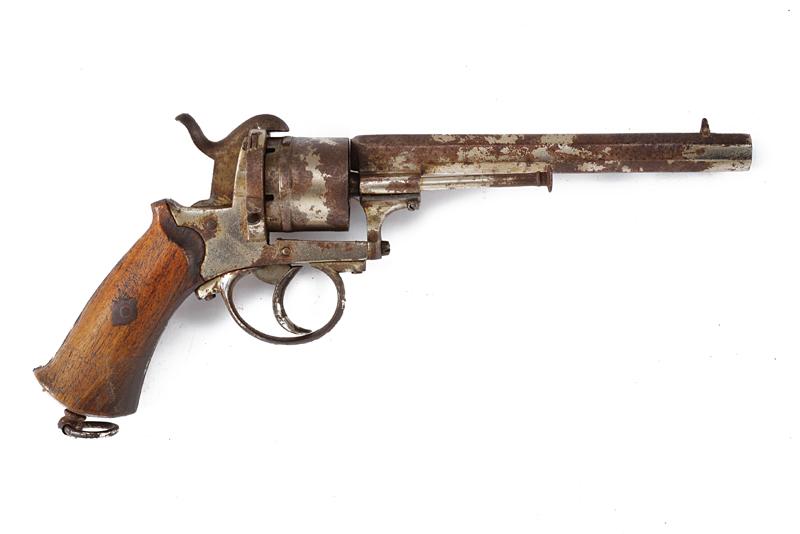 Revolver a spillo
