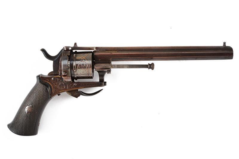 Revolver a spillo