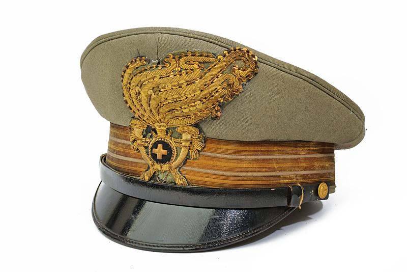 Berretto mod. 1934 di capitano della scuola dei bersaglieri di Pola