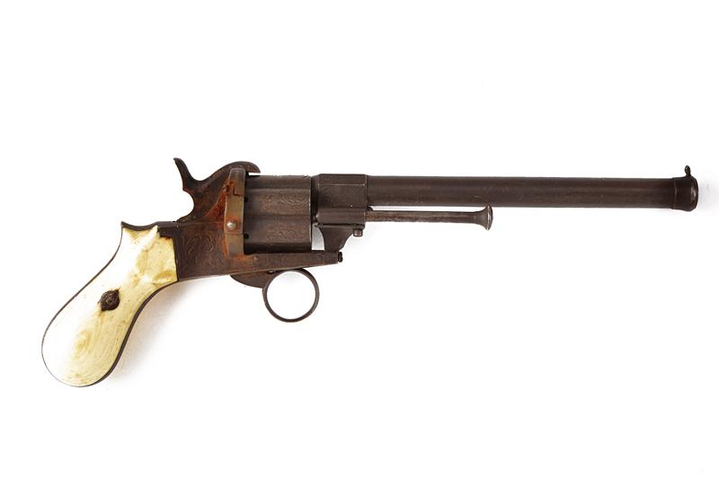 Revolver a spillo