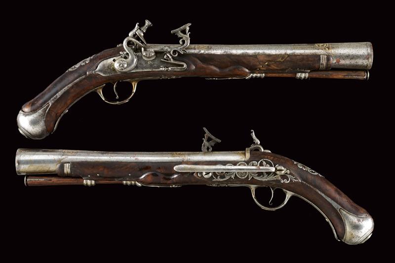 Raro paio di pistole alla fiorentina con canne orientali a tromboncino