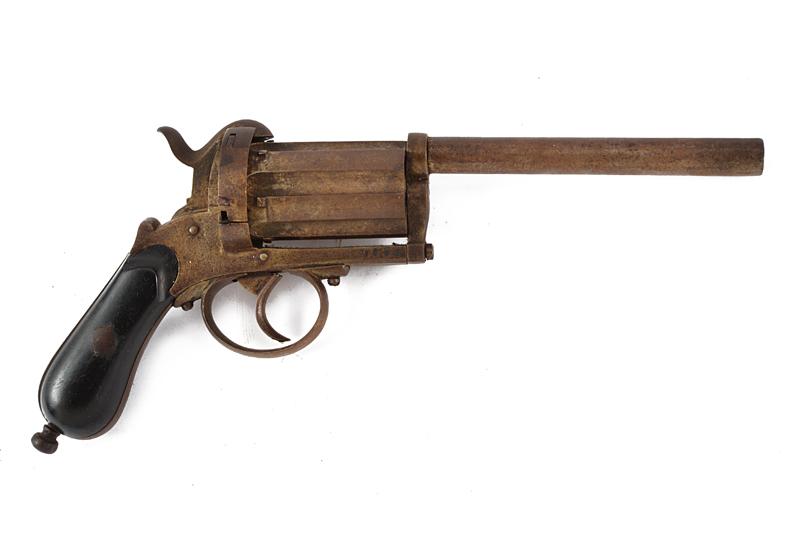 Pepperbox revolver a spillo
