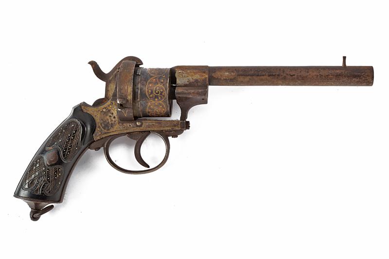 Revolver a spillo