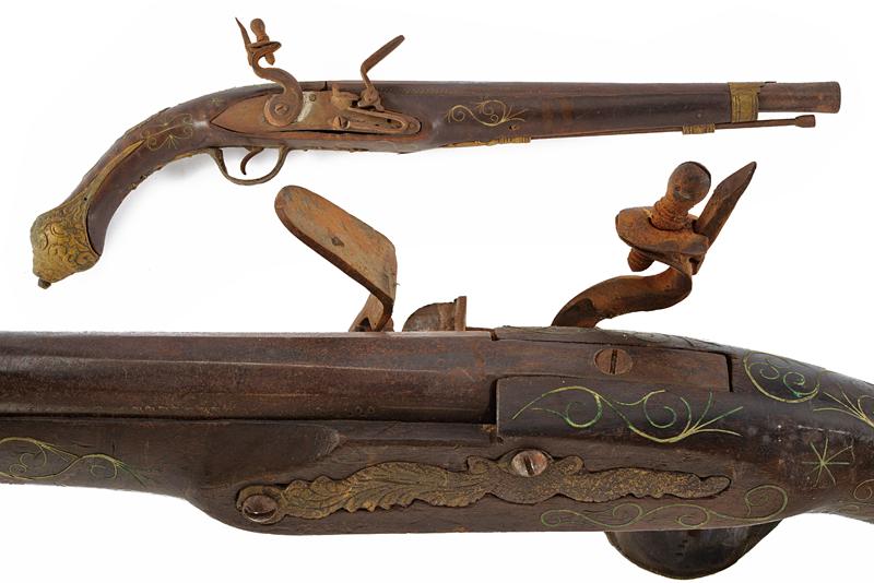 Pistola a pietra focaia (replica)