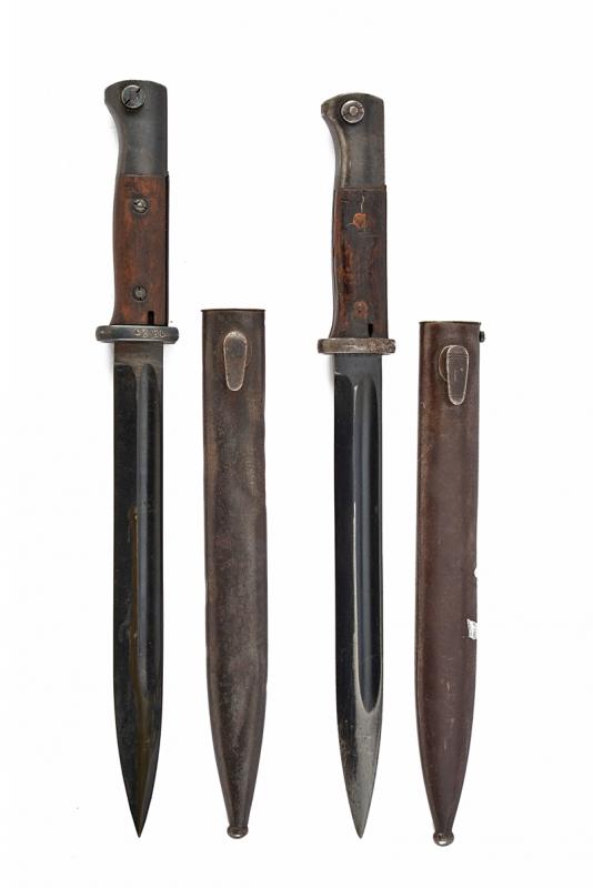 Lotto di due baionette Mauser mod. 1884/98 secondo tipo