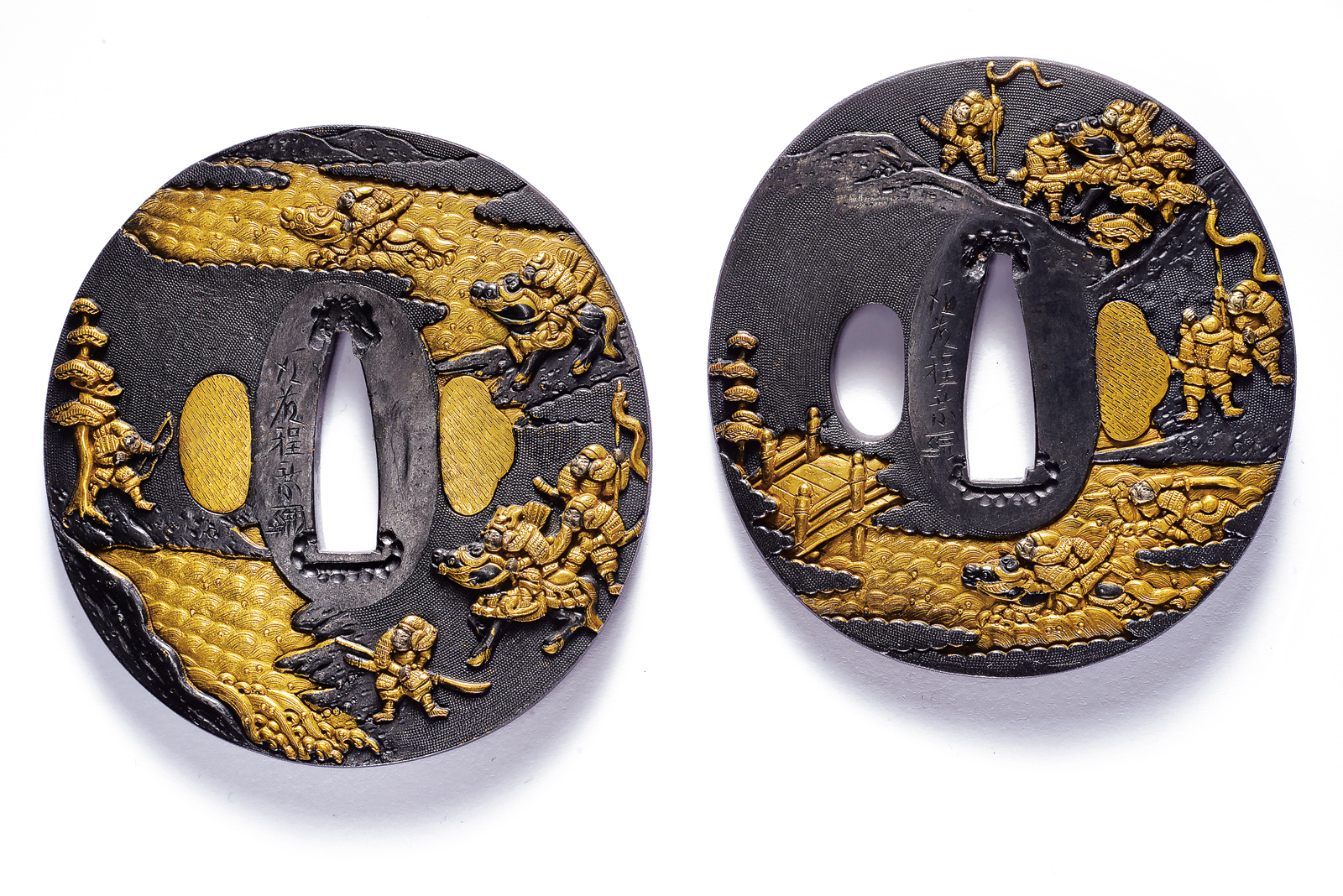 Straordinaria coppia di tsuba per daisho firmati Goto Teijo