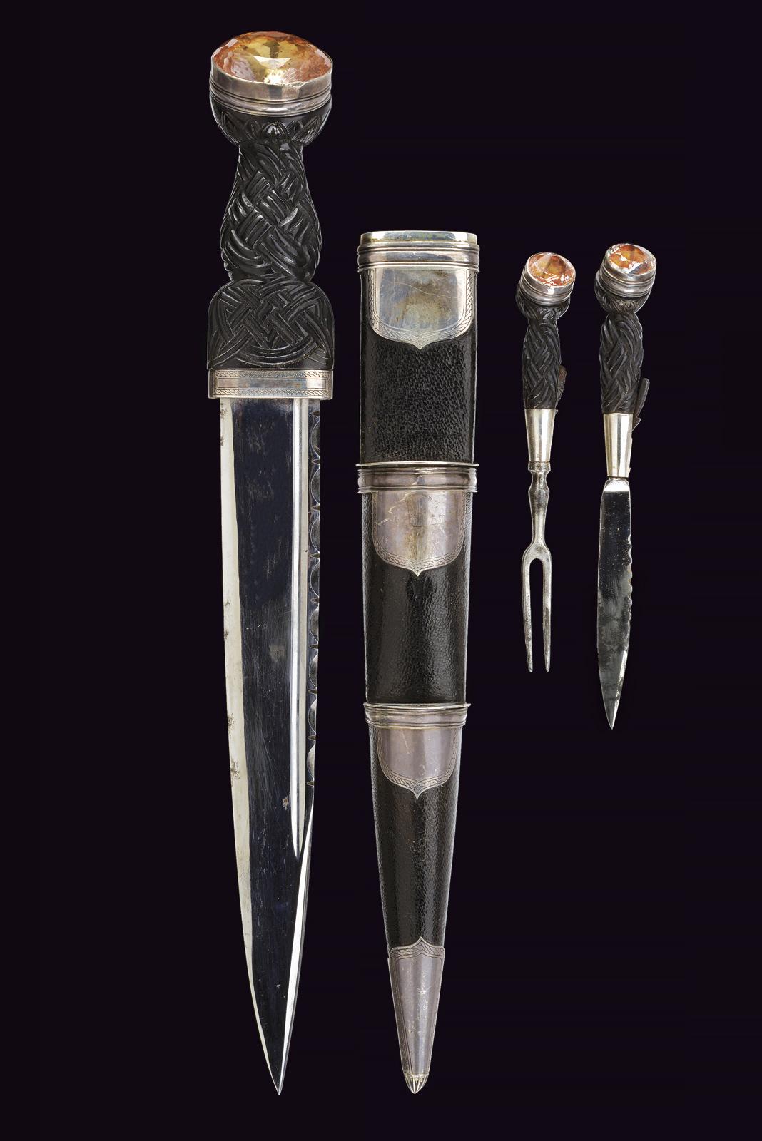 Dirk con fornimenti in argento