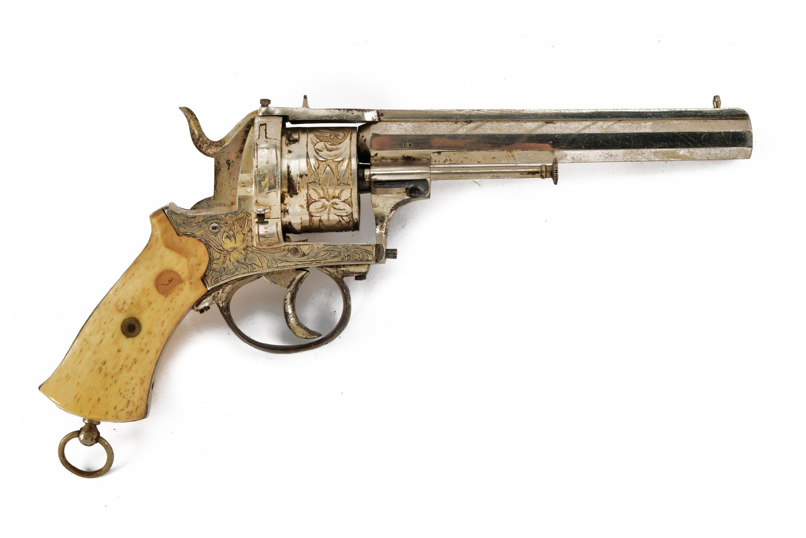 Revolver a spillo inciso