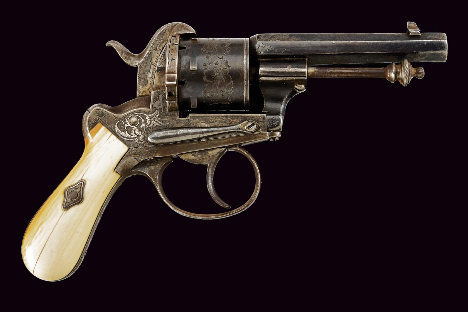 Revolver a spillo