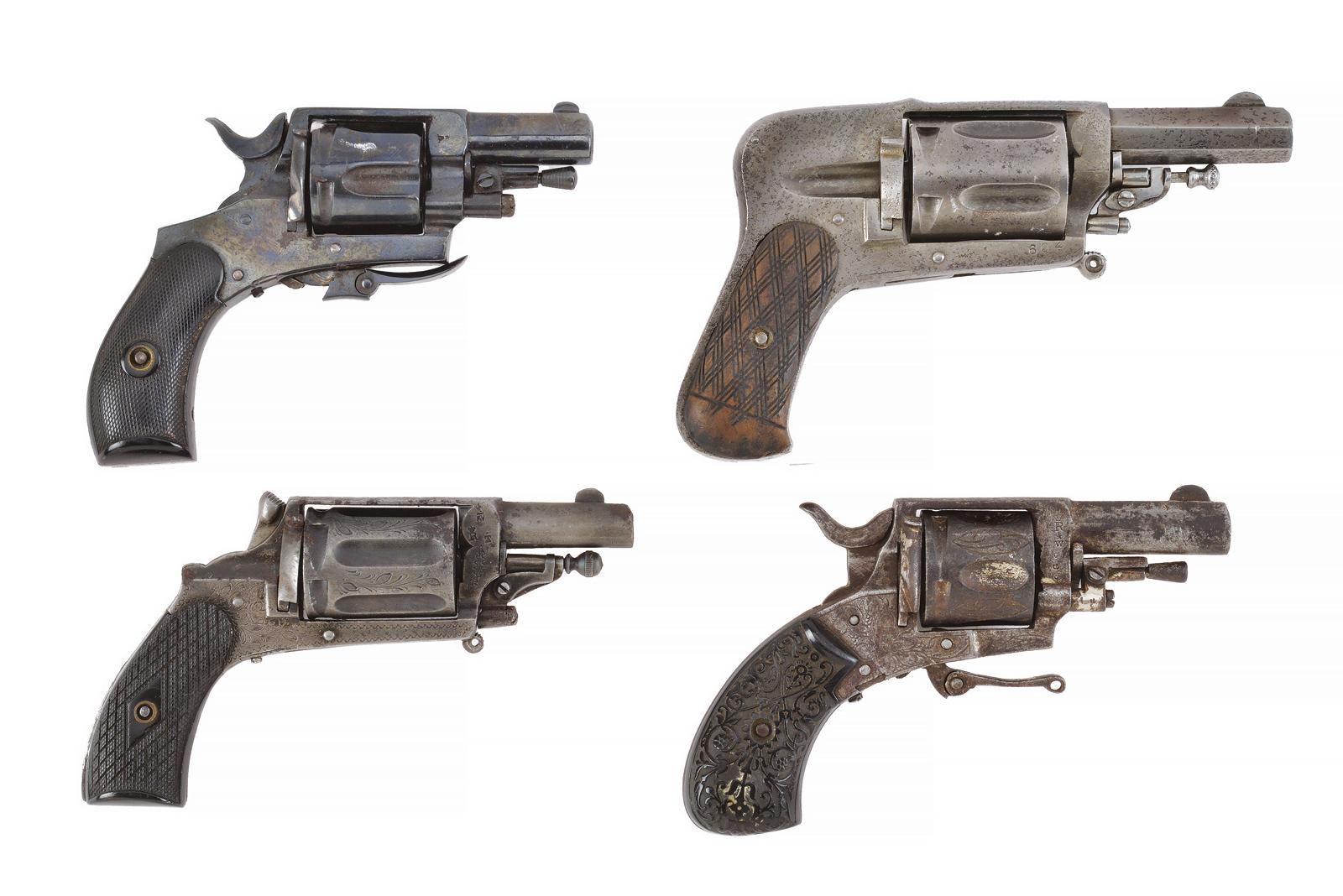 Lotto di quattro revolver a percussione centrale 