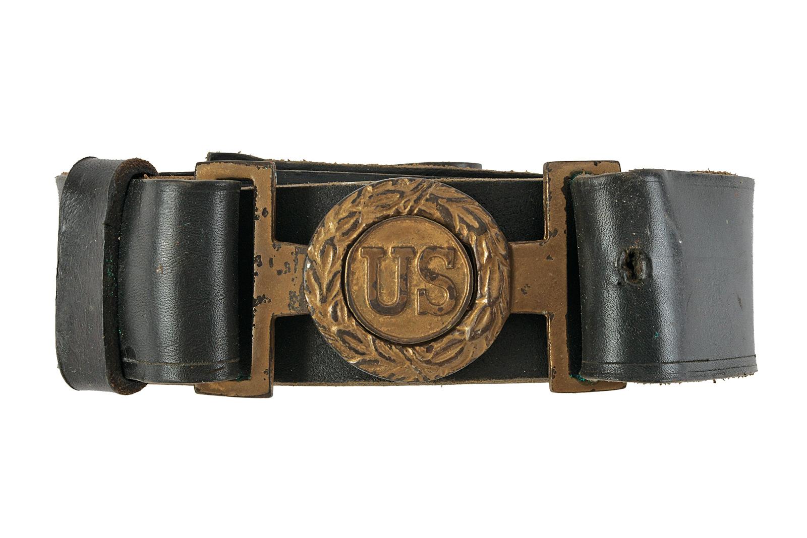 Cinturone con fibbia "US"
