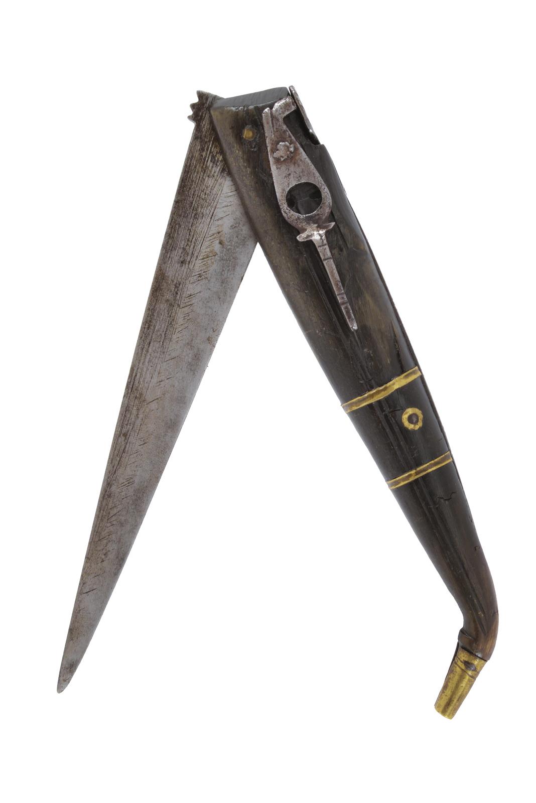Raro coltello Zampafuosso