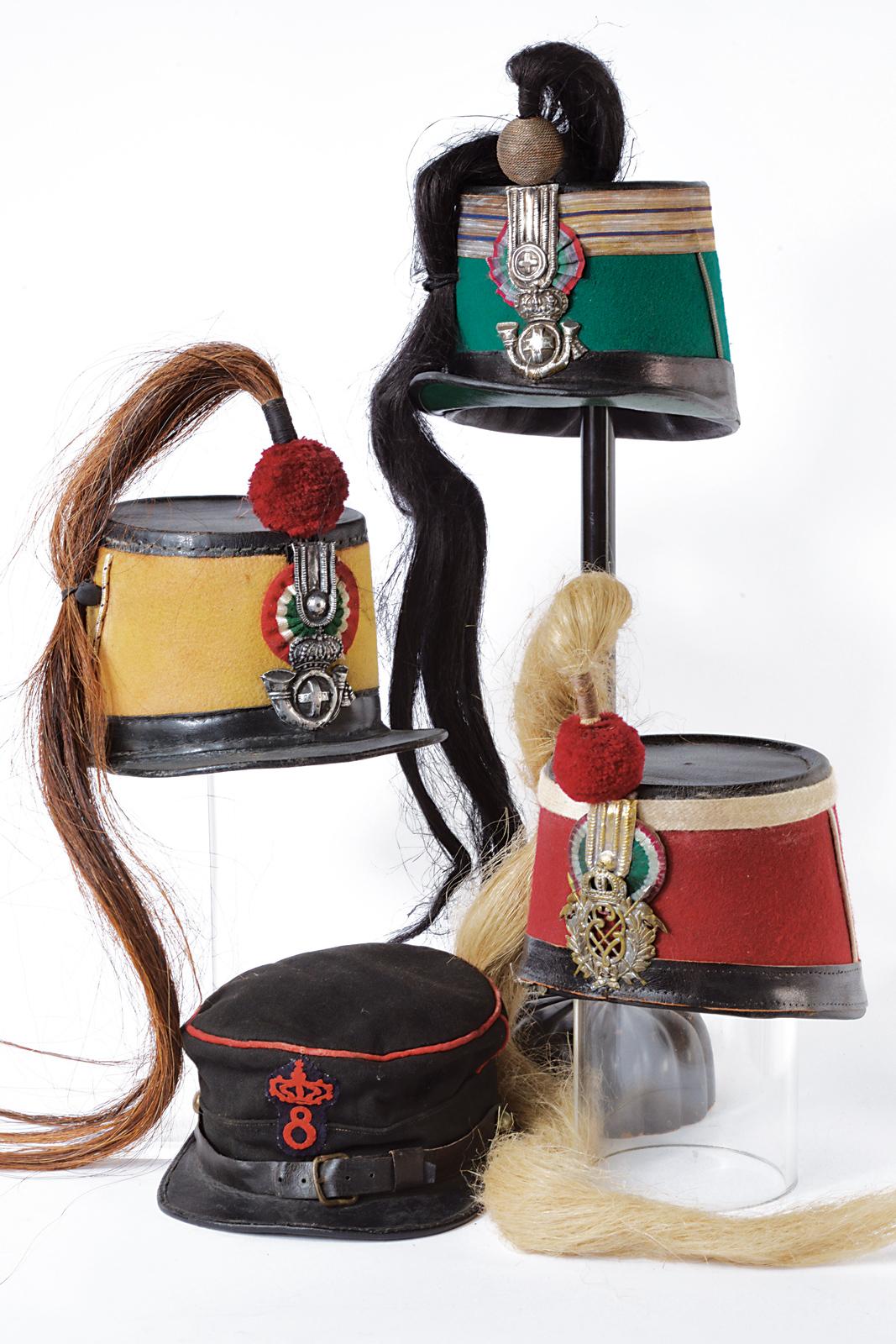 Lotto di tre kepi