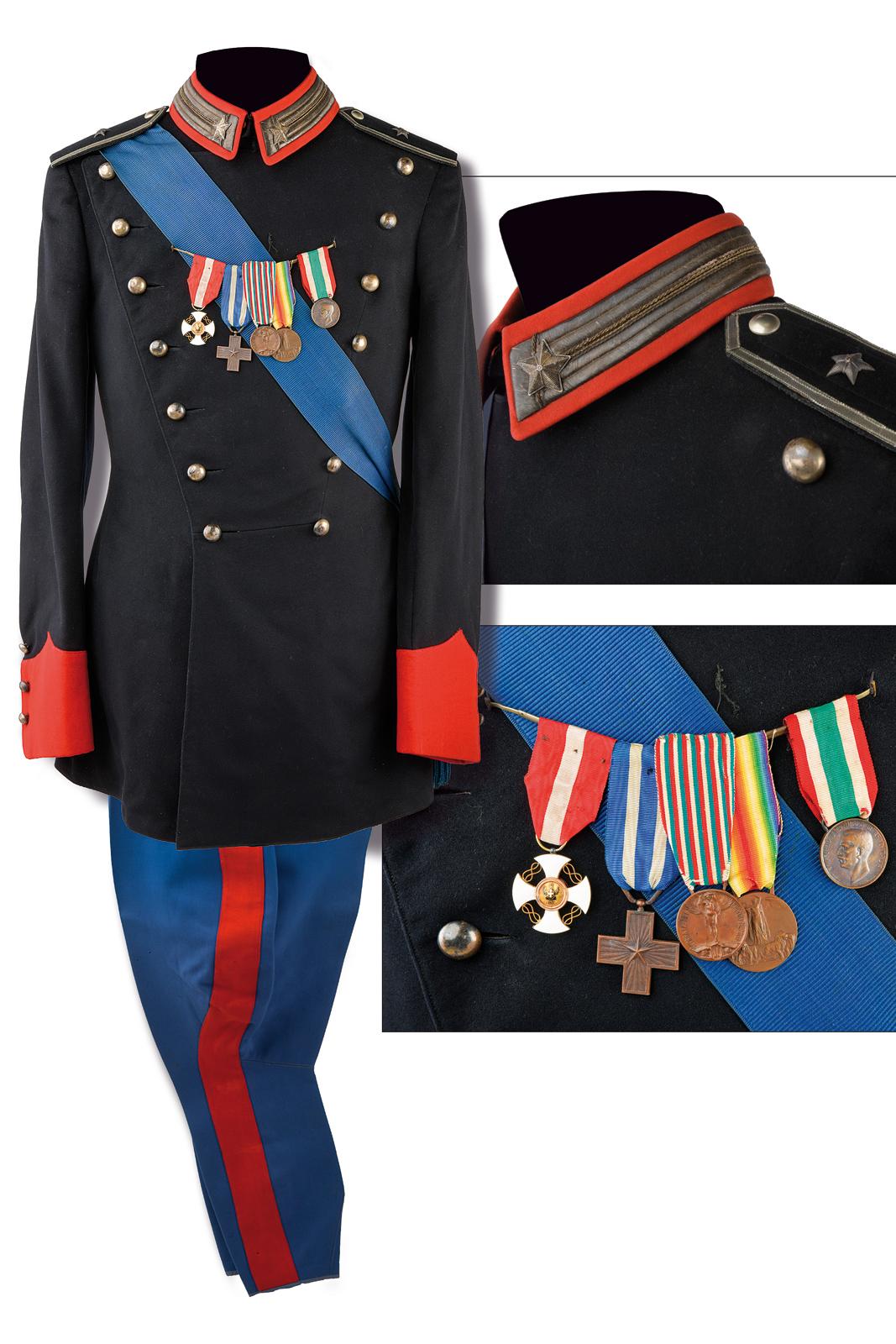 Uniforme da gala Mod. 1902 per maggiore dei Granatieri di Sardegna