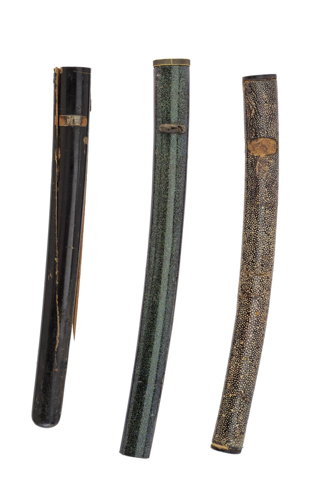 Lotto di tre saya per wakizashi 